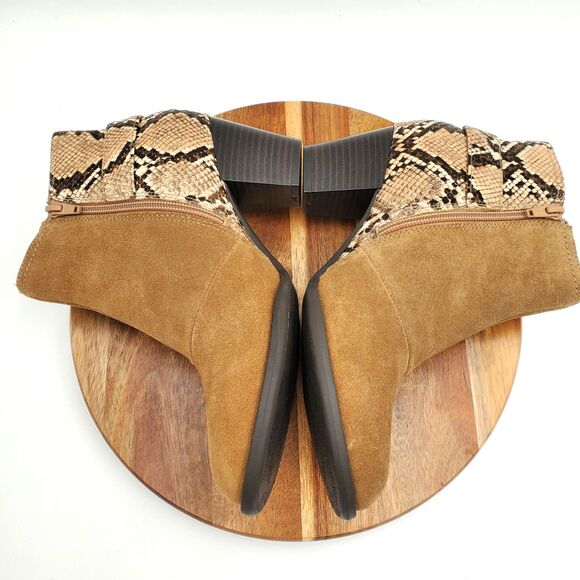 New Vionic Ankle Boots Women’s 7 Brown Suede Leather Zip Booties Snake Orthotic - Picture 5 of 10